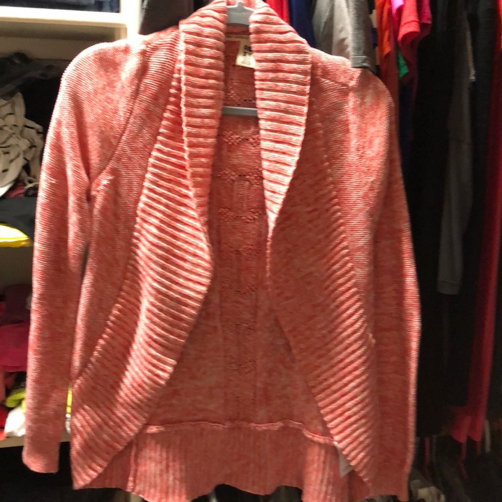 NWOT Roxy shrug sweater